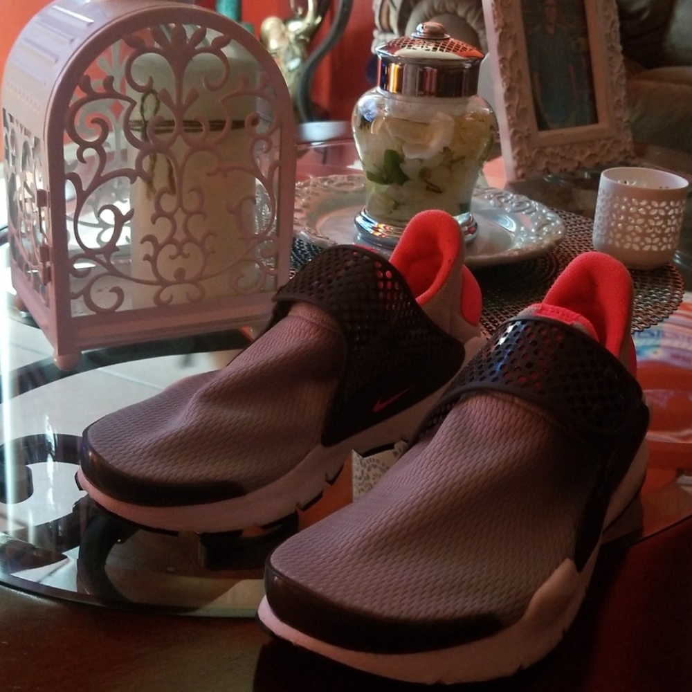 Nike shoes
